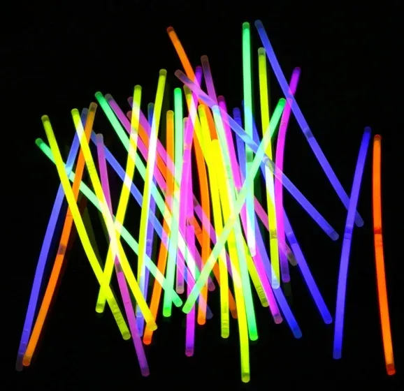 Idee per compleanni? I bimbi adorano i fluo party festa_fluo_bambini