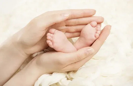 Il massaggio al neonato