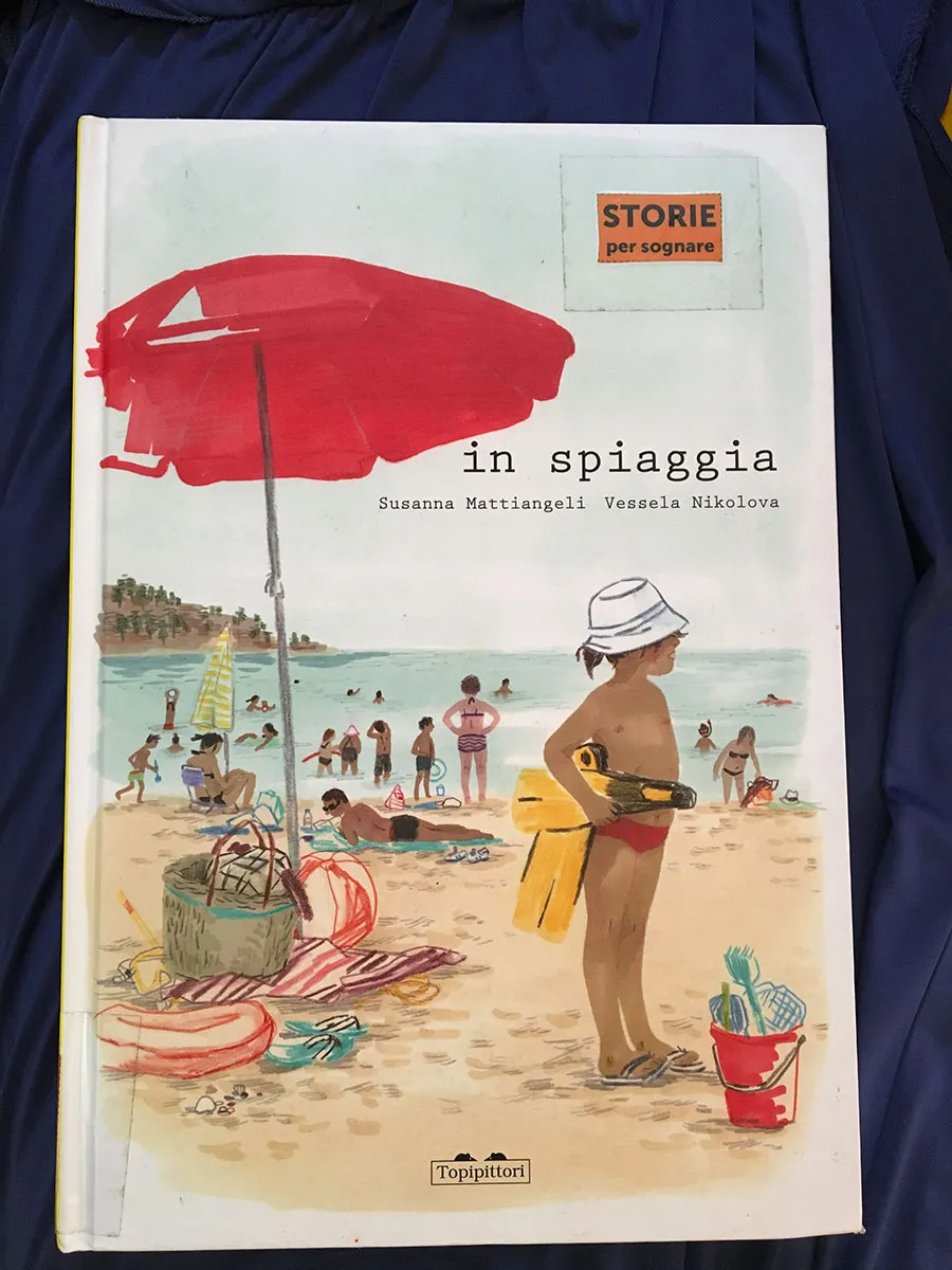 Tre imperdibili libri per bambini che parlano del mare in-spiaggia-libro-estate
