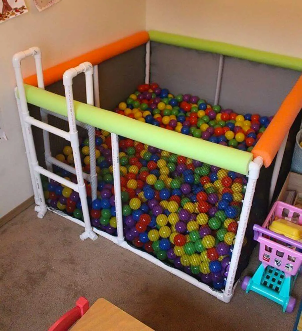 piscina-bambini-area-gioco-in-casa