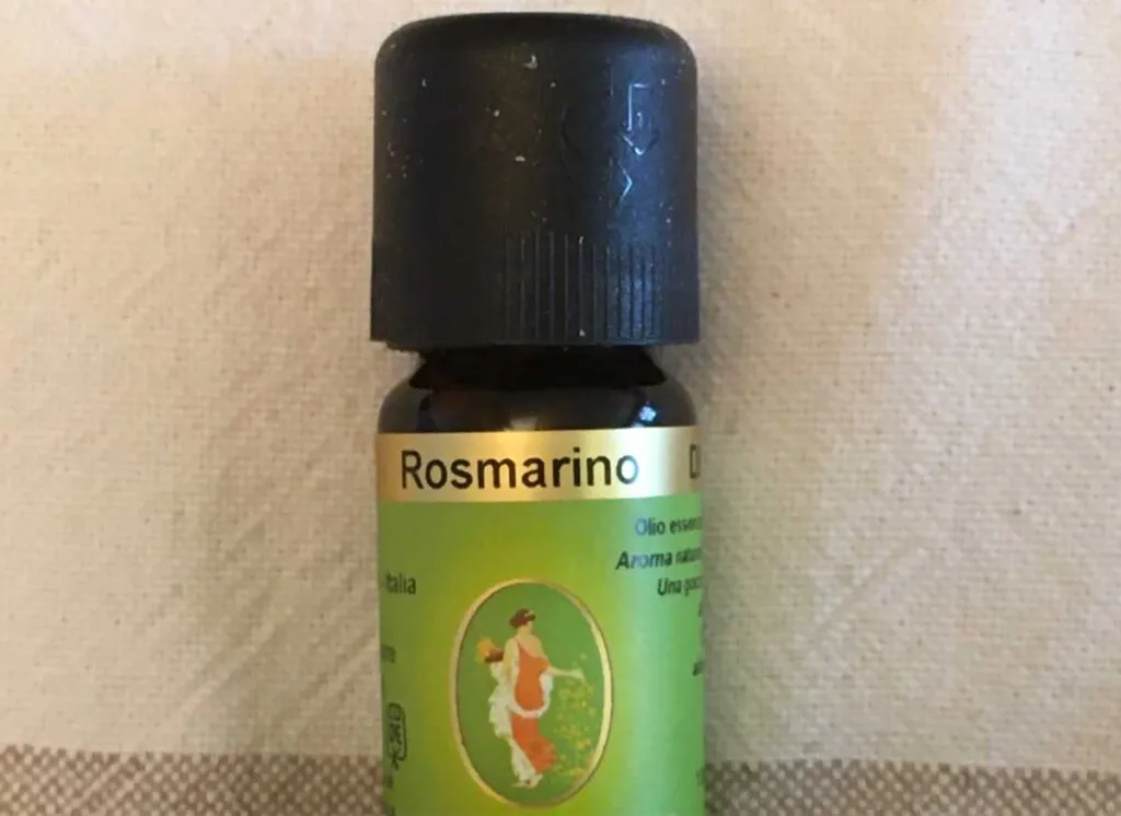 olio-essenziale-rosmarino-contro-freddo-marco-peli