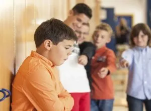 bimbo_preso_in_giro_che_fare