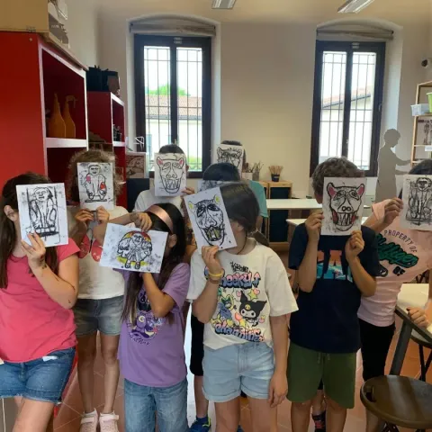 OVER 5 | MONSTERS & CO.